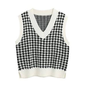 HOUNDSTOOTH KNIT VEST